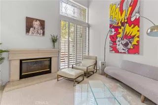 Photo #4: OC23225193 Listing 