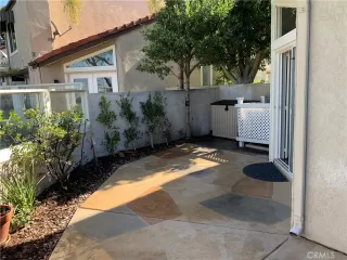 Photo #4: OC23225272 Listing 