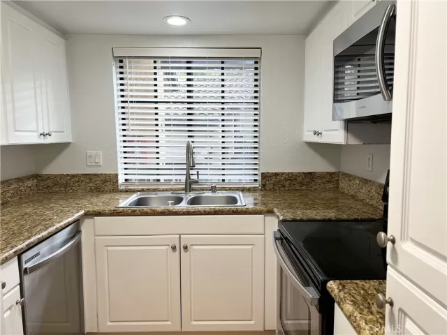 MLS: OC23225539 Condo For Sale