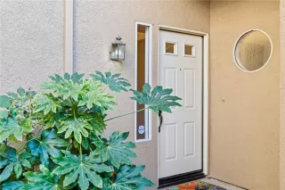 Photo #1: OC23225604 Listing 