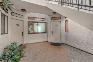 Photo #3: OC23226030 Listing 