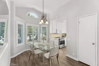 Photo #6: OC23226073 Listing 