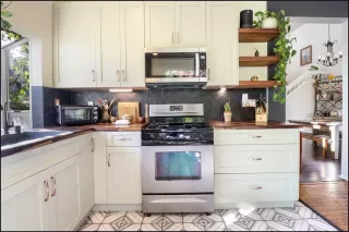 Photo #4: OC23226226 Listing 