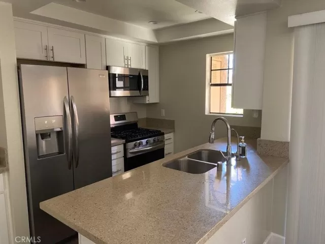 MLS: OC23227399 Condo For Sale