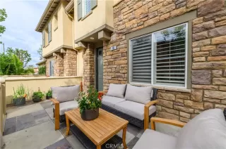 Photo #4: OC23228427 Listing 