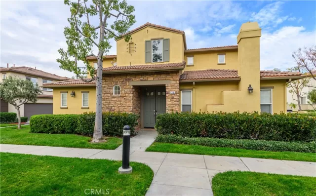 MLS: OC23228839 Condo For Sale