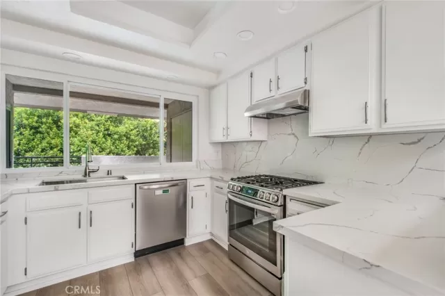 MLS: OC23229034 Condo For Sale