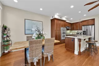 Photo #5: OC23229334 Listing 