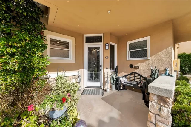 MLS: OC23230052 Condo For Sale