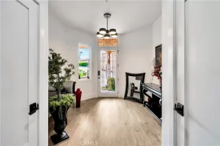 Photo #4: OC23230052 Listing