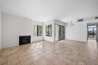 Photo #1: OC23230115 Listing 