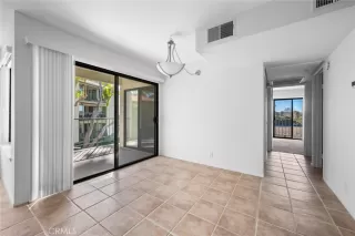 Photo #3: OC23230115 Listing 