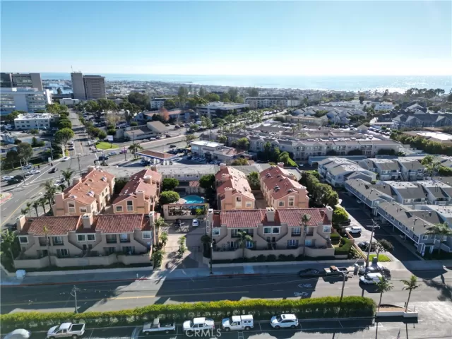 MLS: OC23230146 Condo For Sale