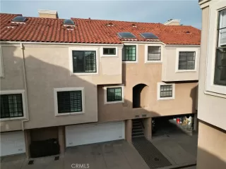 Photo #3: OC23230146 Listing 