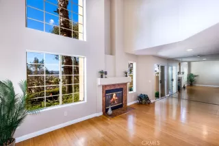 Photo #5: OC23230341 Listing 