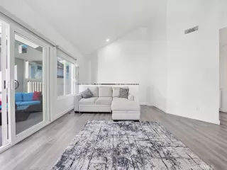 Photo #3: OC23230907 Listing