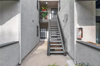 Photo #2: OC23231038 Listing 