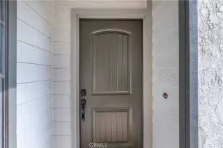 Photo #3: OC23231038 Listing 