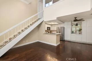 Photo #2: OC23231098 Listing 