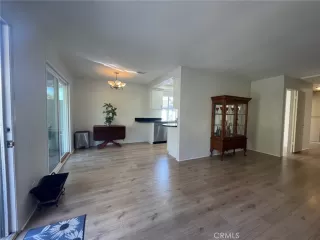 Photo #3: OC23231304 Listing 