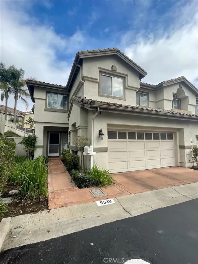 MLS: OC23231395 Condo For Sale