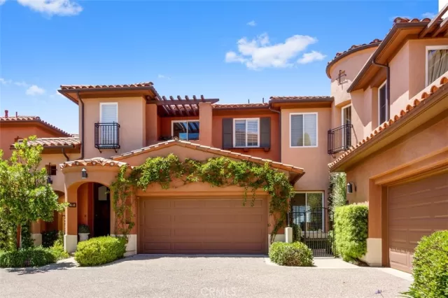 MLS: OC23231483 Condo For Sale