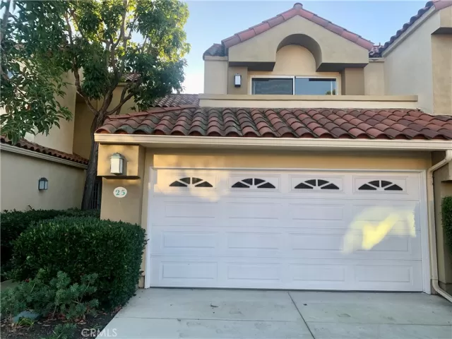 MLS: OC23231543 Condo For Sale