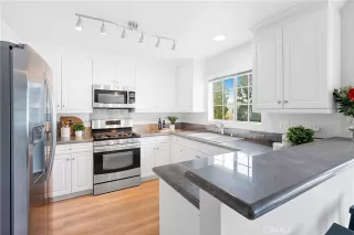 Photo #4: OC23231672 Listing