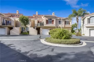 Photo #2: OC23231719 Listing 