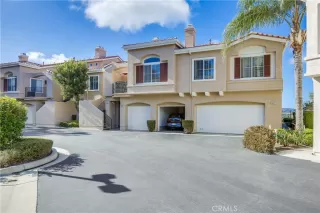 Photo #3: OC23231719 Listing 