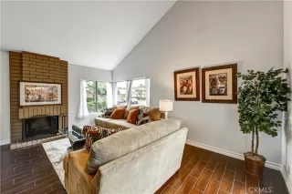 Photo #6: OC23231770 Listing 