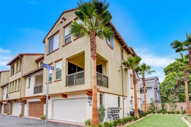 MLS: OC24000409 Condo For Sale