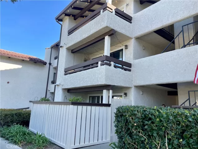 MLS: OC24000749 Condo For Sale