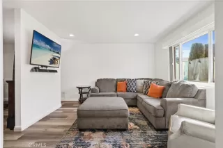 Photo #4: OC24001252 Listing 