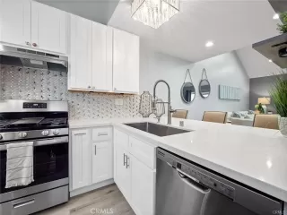 Photo #4: OC24001745 Listing 