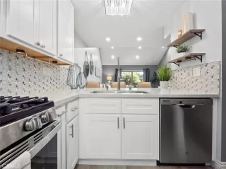 Photo #5: OC24001745 Listing 