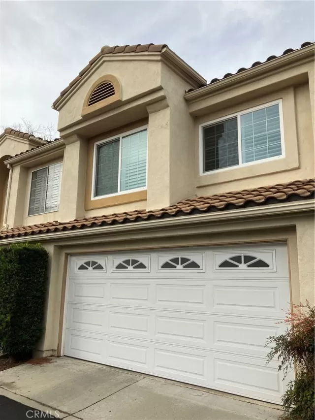 MLS: OC24002141 Condo For Sale