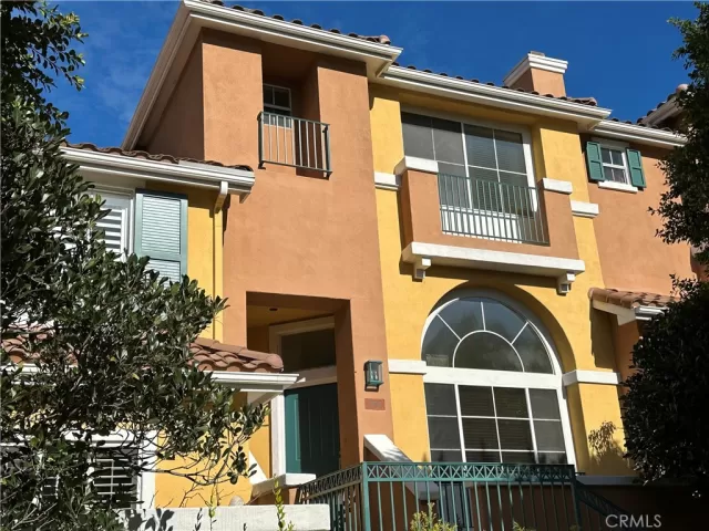 MLS: OC24002224 Condo For Sale