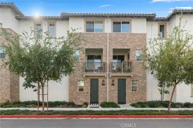 MLS: OC24002374 Condo For Sale