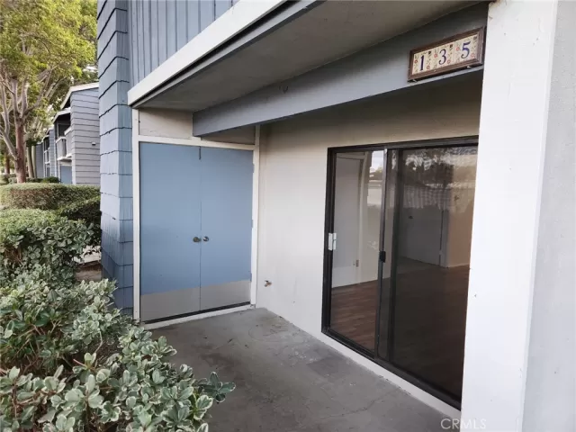 MLS: OC24002477 Condo For Sale