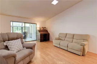 Photo #3: OC24002927 Listing 