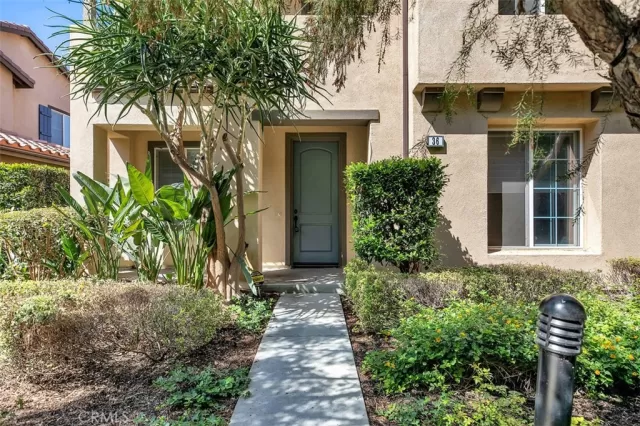 MLS: OC24002996 Condo For Sale