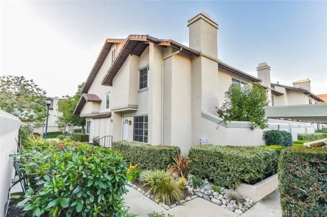 MLS: OC24003054 Condo For Sale