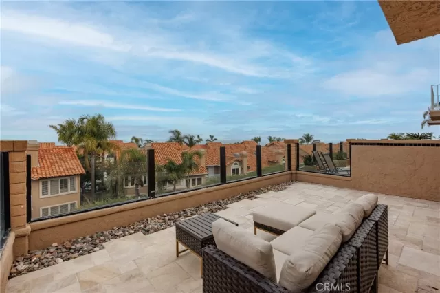 MLS: OC24003075 Condo For Sale