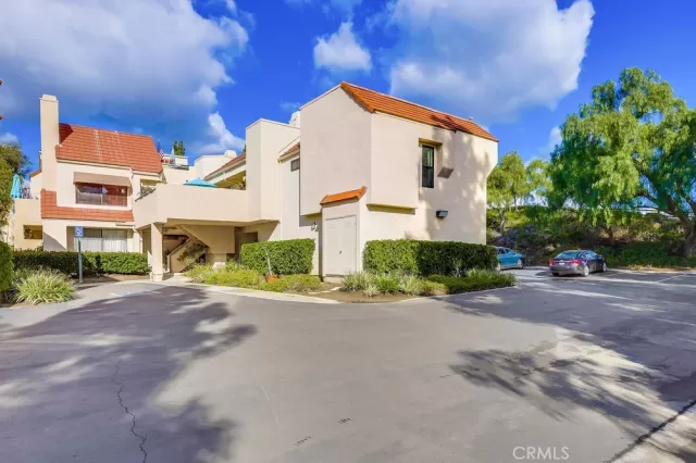 MLS: OC24003447 Condo For Sale