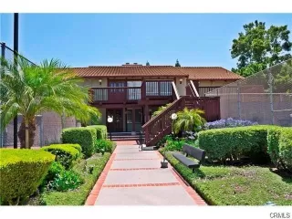 Photo #4: OC24003728 Listing