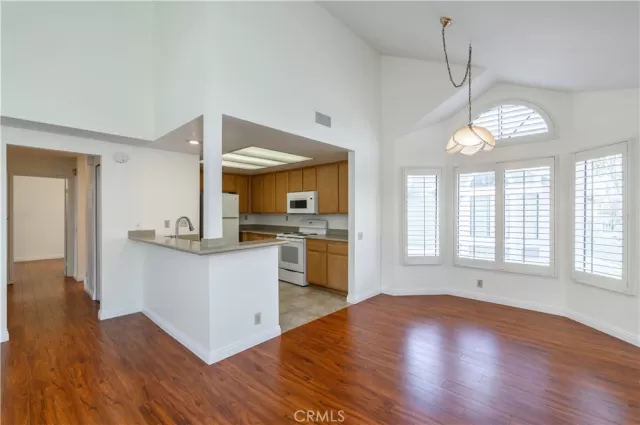 MLS: OC24003737 Condo For Sale