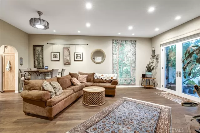 MLS: OC24004717 Condo For Sale