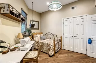 Photo #3: OC24004717 Listing