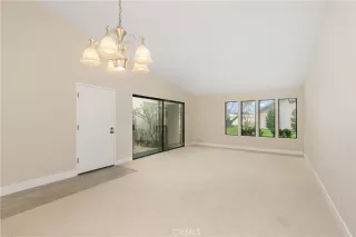 Photo #6: OC24004912 Listing 